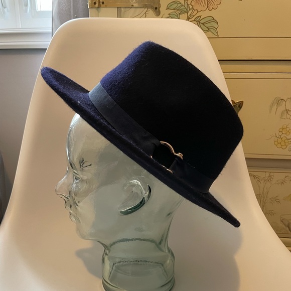 Banana Republic Fedora - Picture 3 of 5